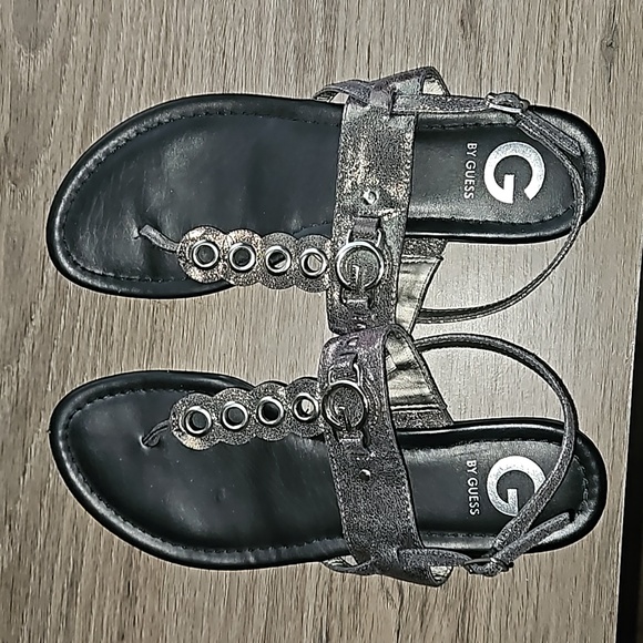 Guess sandals - Picture 1 of 2